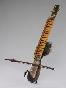 Taus – the Indian bowed string instrument